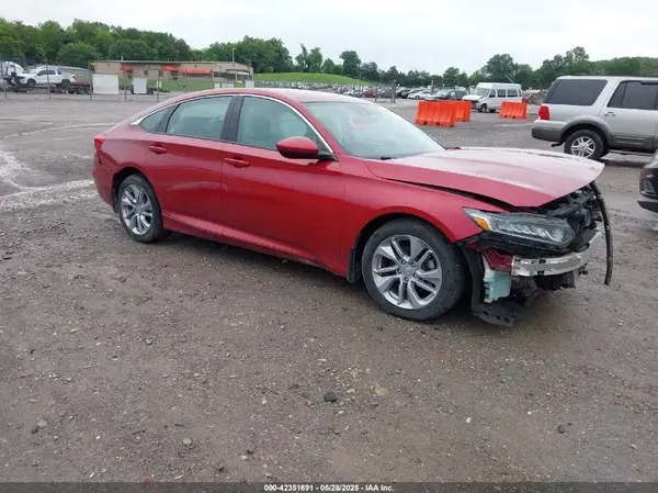 1HGCV1F13JA039537 2018 HONDA ACCORD - Image 1