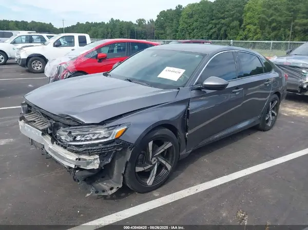 1HGCV1F13JA040462 2018 HONDA ACCORD - Image 2