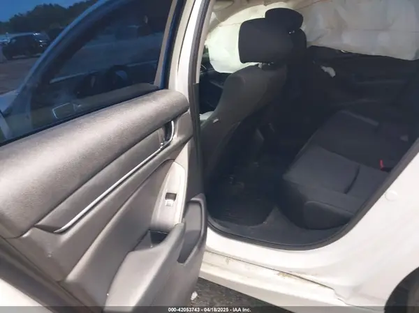 1HGCV1F13JA055236 2018 HONDA ACCORD - Image 8