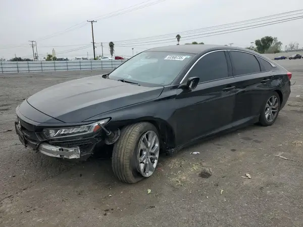 1HGCV1F13JA056936 2018 HONDA ACCORD - Image 1