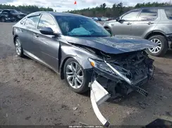 1HGCV1F13JA057648 2018 HONDA ACCORD