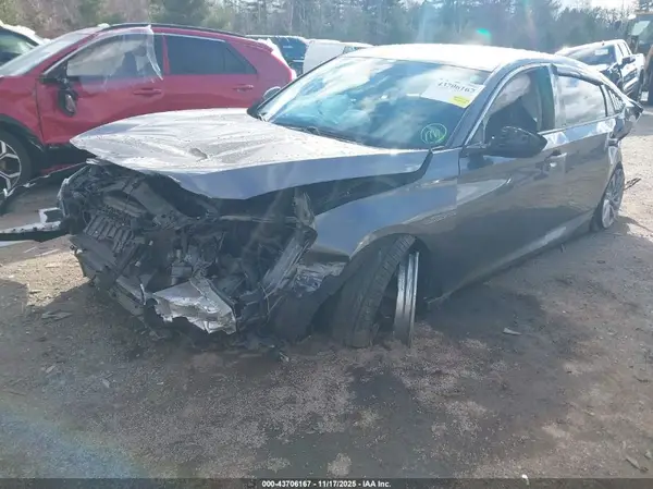 1HGCV1F13JA057648 2018 HONDA ACCORD - Image 2