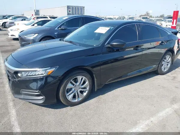 1HGCV1F13JA059092 2018 HONDA ACCORD - Image 2