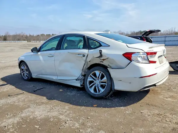 1HGCV1F13JA060937 2018 HONDA ACCORD - Image 2