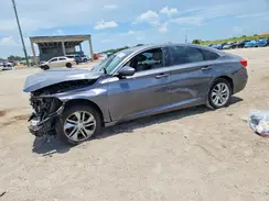 1HGCV1F13JA071520 2018 HONDA ACCORD