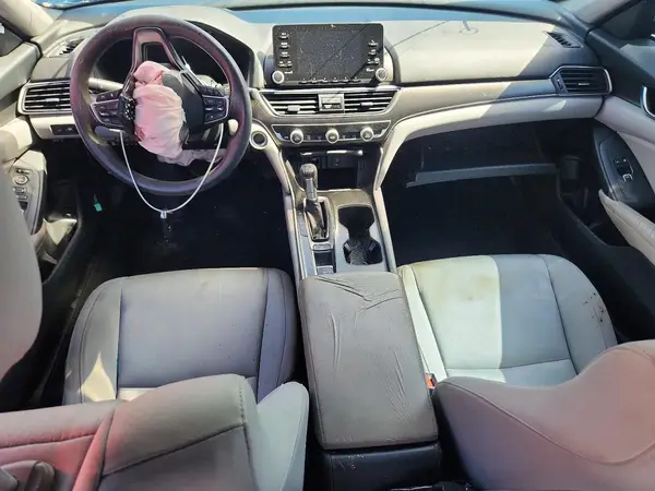 1HGCV1F13JA071520 2018 HONDA ACCORD - Image 8