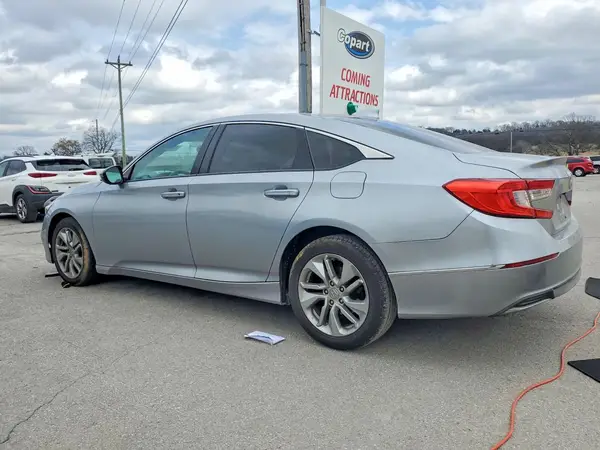 1HGCV1F13JA072733 2018 HONDA ACCORD - Image 2