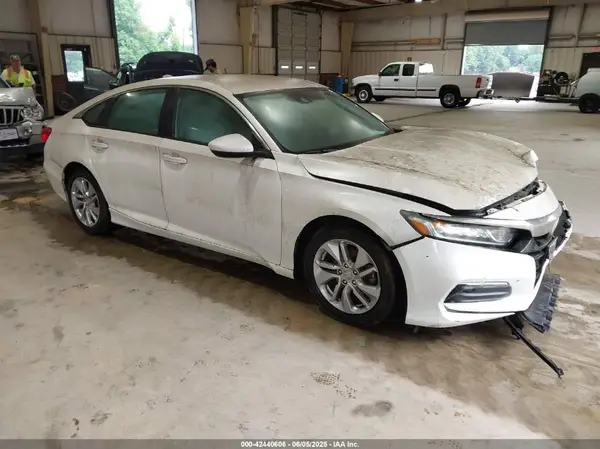 1HGCV1F13JA080721 2018 HONDA ACCORD - Image 1