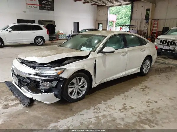 1HGCV1F13JA080721 2018 HONDA ACCORD - Image 2