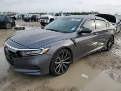 1HGCV1F13JA084834 2018 HONDA ACCORD