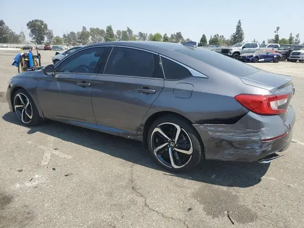 1HGCV1F13JA086325 2018 HONDA ACCORD - Image 2