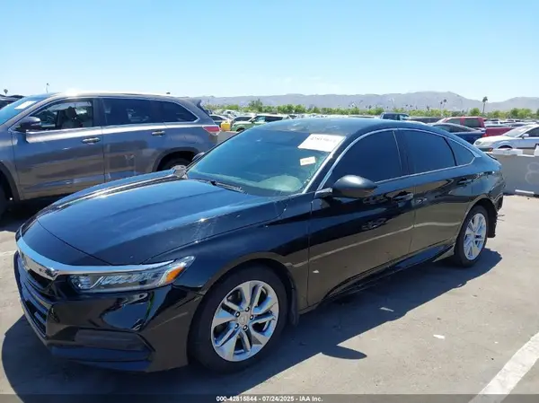 1HGCV1F13JA095655 2018 HONDA ACCORD - Image 2