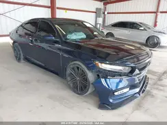 1HGCV1F13JA104418 2018 HONDA ACCORD
