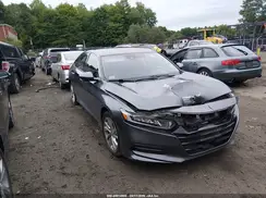 1HGCV1F13JA118867 2018 HONDA ACCORD