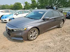 1HGCV1F13JA138133 2018 HONDA ACCORD