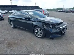 1HGCV1F13JA149214 2018 HONDA ACCORD