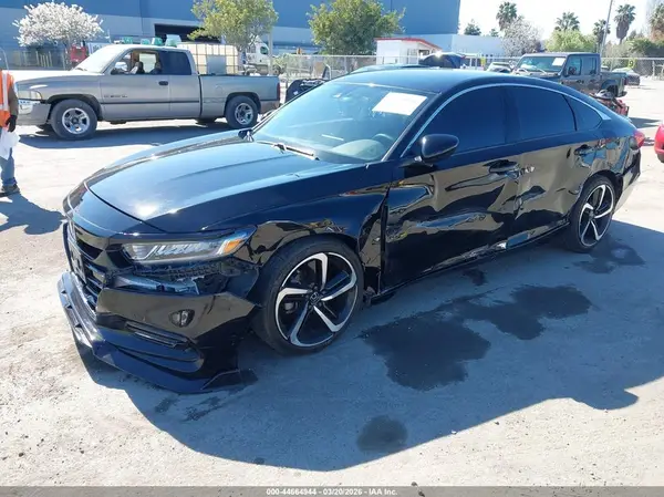 1HGCV1F13JA149228 2018 HONDA ACCORD - Image 2