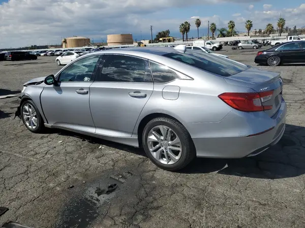 1HGCV1F13JA153943 2018 HONDA ACCORD - Image 2