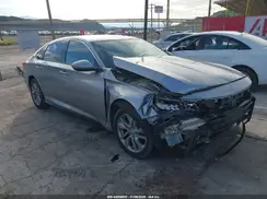 1HGCV1F13JA156793 2018 HONDA ACCORD