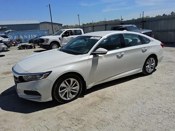1HGCV1F13JA167597 2018 HONDA ACCORD - Image 1