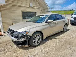 1HGCV1F13JA205944 2018 HONDA ACCORD
