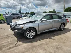 1HGCV1F13JA211095 2018 HONDA ACCORD