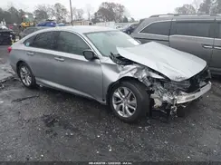 1HGCV1F13JA211386 2018 HONDA ACCORD