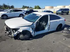 1HGCV1F13JA224929 2018 HONDA ACCORD