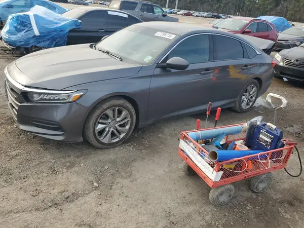 1HGCV1F13JA231637 2018 HONDA ACCORD - Image 1