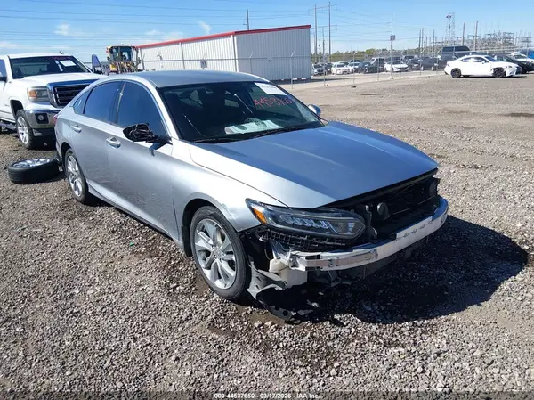 1HGCV1F13JA235087 2018 HONDA ACCORD - Image 1
