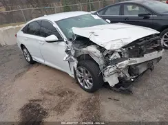 1HGCV1F13JA242962 2018 HONDA ACCORD