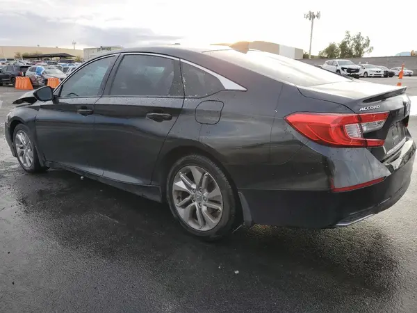1HGCV1F13JA244467 2018 HONDA ACCORD - Image 2