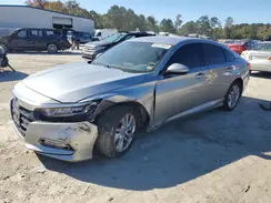 1HGCV1F13JA251578 2018 HONDA ACCORD