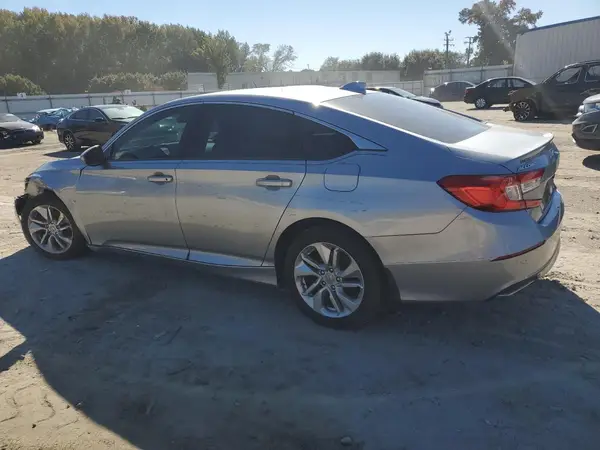 1HGCV1F13JA251578 2018 HONDA ACCORD - Image 2