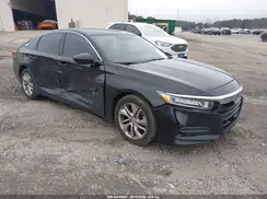 1HGCV1F13JA257882 2018 HONDA ACCORD
