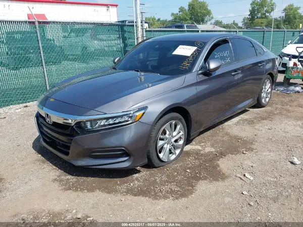1HGCV1F13JA258322 2018 HONDA ACCORD - Image 2