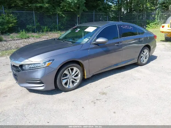1HGCV1F13JA258370 2018 HONDA ACCORD - Image 2