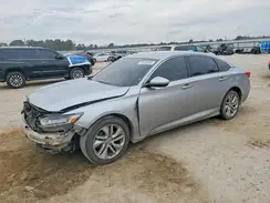 1HGCV1F13JA259941 2018 HONDA ACCORD