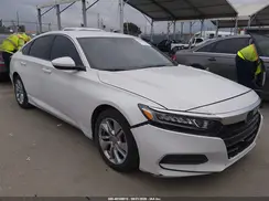 1HGCV1F13JA261561 2018 HONDA ACCORD