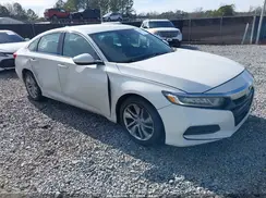 1HGCV1F13JA263231 2018 HONDA ACCORD
