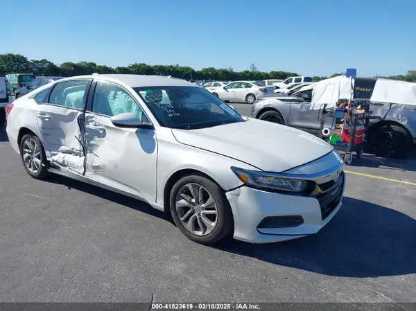 1HGCV1F13KA003073 2019 HONDA ACCORD - Image 1