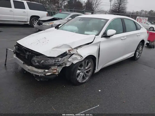 1HGCV1F13KA006779 2019 HONDA ACCORD - Image 2