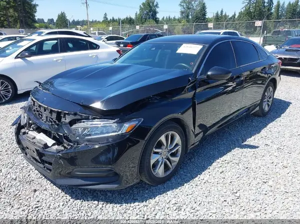 1HGCV1F13KA010007 2019 HONDA ACCORD - Image 2
