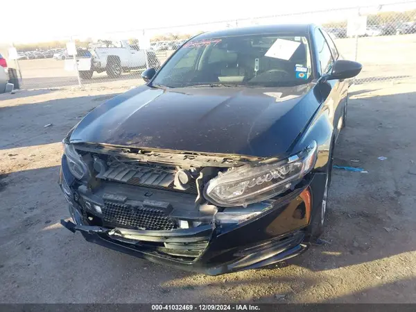 1HGCV1F13KA024375 2019 HONDA ACCORD - Image 2