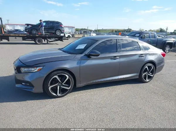 2019 HONDA ACCORD auction photo 6