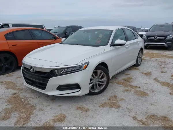 1HGCV1F13KA028233 2019 HONDA ACCORD - Image 2