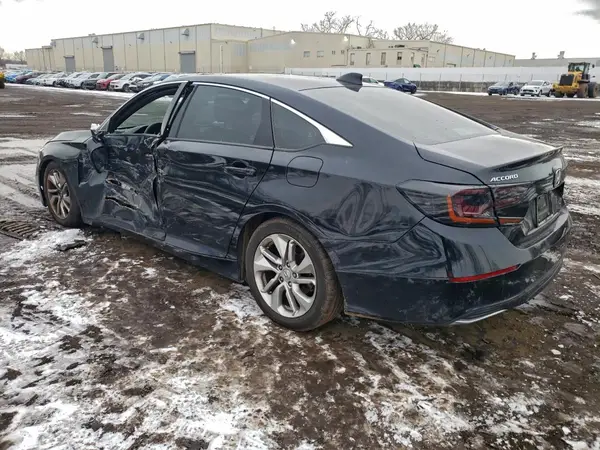 1HGCV1F13KA033495 2019 HONDA ACCORD - Image 2