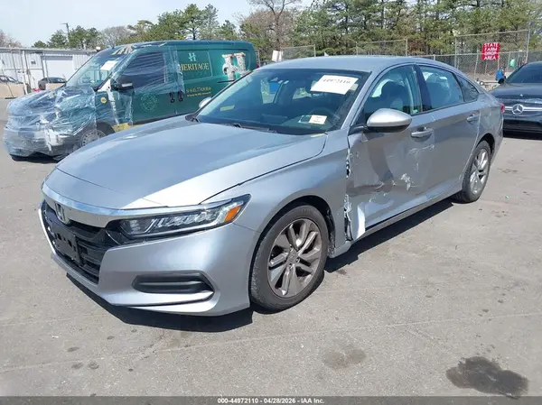 1HGCV1F13KA043623 2019 HONDA ACCORD - Image 2
