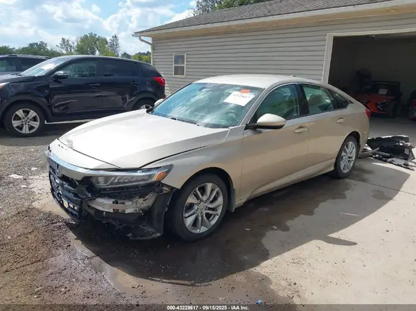 1HGCV1F13KA043718 2019 HONDA ACCORD - Image 2