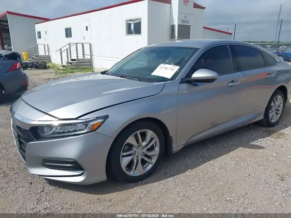 1HGCV1F13KA061216 2019 HONDA ACCORD - Image 2